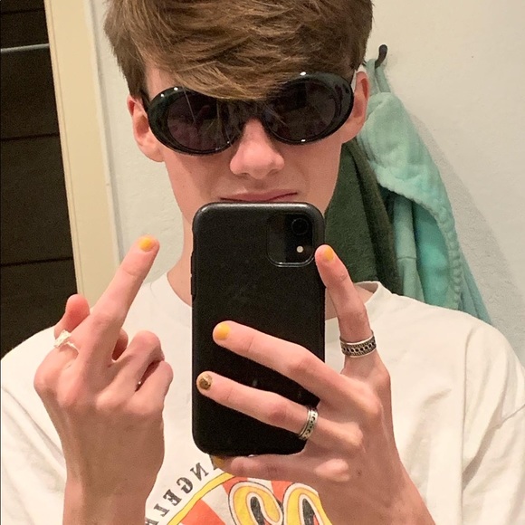 Meet your Posher, Carter - Picture 1 of 1